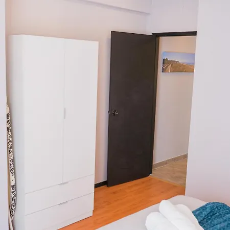 Lejlighed Beach Apartment Armação de Pêra